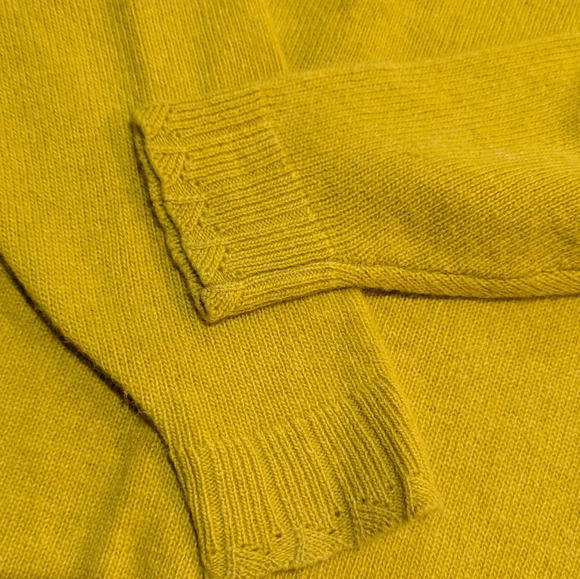 Vintage Mustard Yellow Knit Lambswool Angora Rabbit Hair Sweater Gold - Picture 9 of 9
